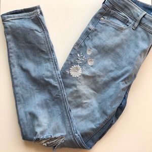 Old Navy Rockstar embroidered distressed jeans